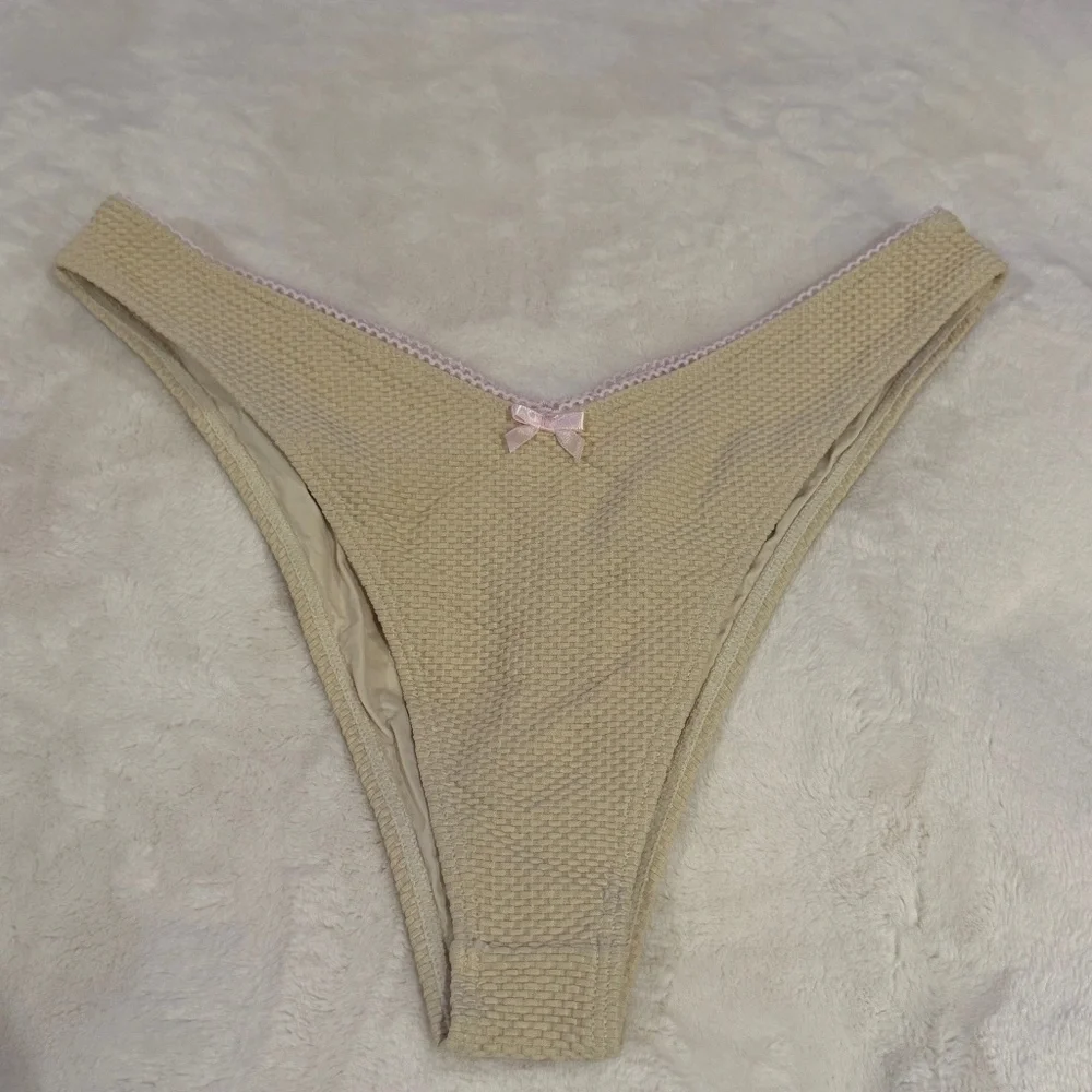New! Frankies Bikinis Pam Enzo Thermal Bikini Smitten 31531 24114